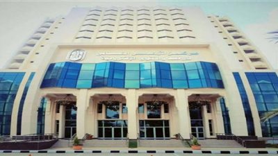 الأزهر يوضح حكم زراعة كُلية خنزير في جسم الإنسان