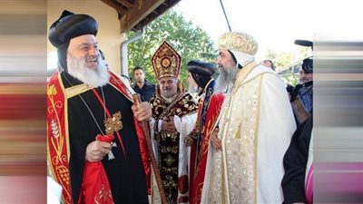 تفاصيل زيارة بطريرك السريان لايبارشية الأرثوذكس في باريس (صور)