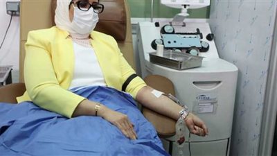 شريف عامر: وزيرة الصحة تعرضت لذبحة صدرية وجلطة في القلب وارتشاح في المخ (فيديو)