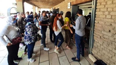 بدء تطبيق الدفع الإلكتروني بمنطقة الأهرامات الأثرية