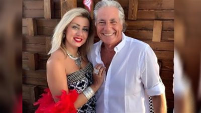 تفاصيل طلاق مصطفى فهمي وفاتن موسى غيابيًا