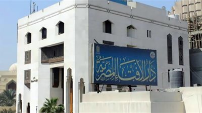 هل تطبق مصر نظام الزواج برُخصة.. الإفتاء توضح (فيديو)