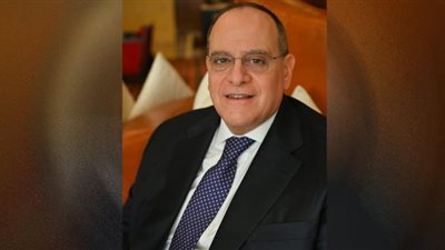 مهرجان أيام قرطاج السينمائية يكرم المنتج اللبناني صادق الصباح