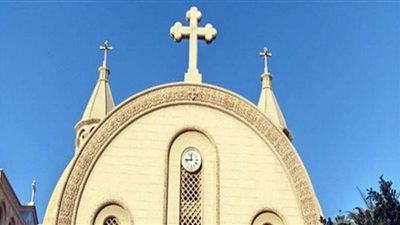 القمص اسحاق نجيب يترأس نهضة الصوم في كنيسة العذراء والقديس سمعان