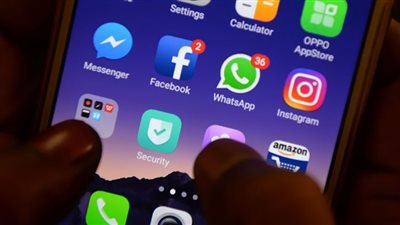 هل يتحول اسم فيسبوك إلى ميتا على الهواتف؟