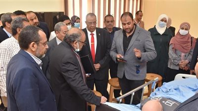 لجنة المتابعة بالقطاع الطبي بالأعلى للجامعات تتفقد كلية الطب بالأقصر