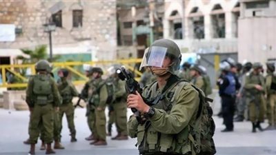 قوات الاحتلال تعتقل 6 فلسطينيين في الضفة الغربية