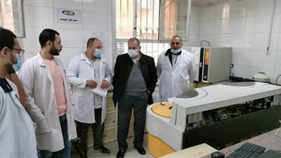 جمال سلامة يوجه بميكنة نتائج التحاليل بمعمل عيادة المبرة بالشرقية