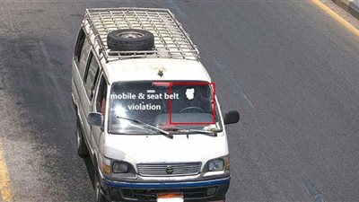 رادارات الطرق السريعة تصالح السائقين مع حزام الأمان