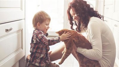 منها تربية الحيوانات الأليفة.. طبيبة أطفال تحذر من مسببات الحساسية الأكثر انتشارا