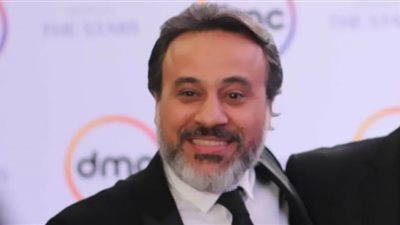 إيهاب فهمي يعلن عن موعد عرض مسرحية 
