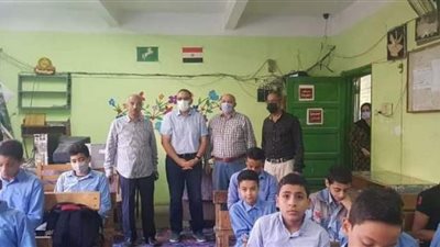 جولة مفاجئة لمحافظ الشرقية بمدينة أبو حماد لمتابعة أعمال النظافة والتجميل