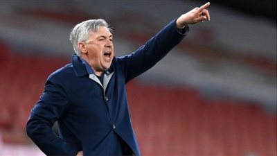 أنشيلوتى يلمح لمفاجأة في تشكيل ريال مدريد أمام برشلونة في الكلاسيكو