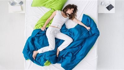 منها أدوية السكري.. 4 أسباب شائعة للتعرق الليلي وكيفية التخلص منها