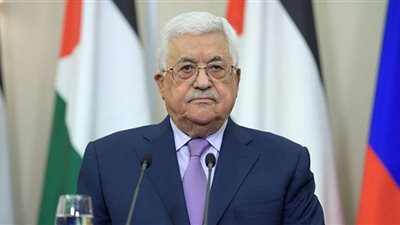 الرئيس الفلسطيني يُقرر تنكيس علم البلاد كُل عام في ذكرى 
