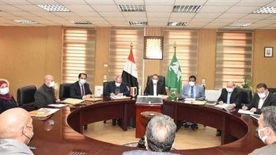 محافظ الشرقية يترأس إختبارات شغل وظائف قيادية بالصحة والتموين والزراعة