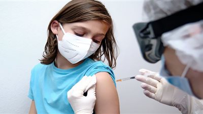 (فيديو) أستاذ مناعة بواشنطن: كورونا أصبح مرضًا مزمنًا لدى عدد من المتعافين منه