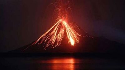 بركان لابالما يثير رعب العالم.. 186 هزة أرضية في شهر ونصف