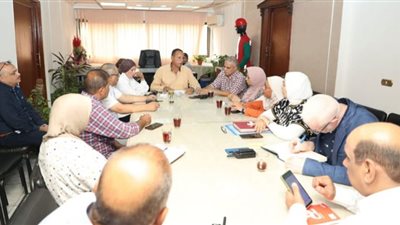 الشرشابي يجتمع بالمركزية للإنارة لاستلام أعمالها على مستوي القاهرة