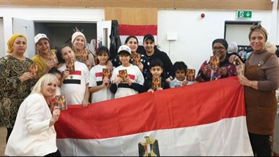 المصريون في بريطانيا: مصر بدأت تعود إلى مكانتها على يد الرئيس السيسي