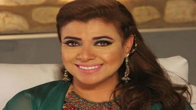 نشوى مصطفى تتنازل عن اتهام 3 أشخاص بالتحرش بابنتها