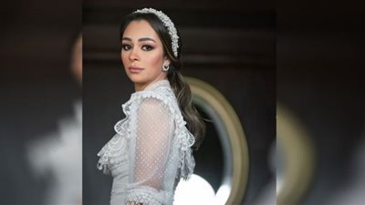 بعد خبر طلاقها.. راندا رياض تعتمد الكب المكشوف عبر إنستجرام