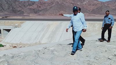 متابعة تطهير البرابخ و السدود ورفع المخلفات براس غارب