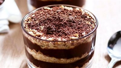 للاحتفال بعيد الأم.. طريقة عمل تشيز كيك بالشوكولاتة والتراميسو