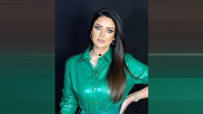 بالشيفون الشفاف.. رضوى الشربيني تهوس متابعيها بإطلالة مبهجة