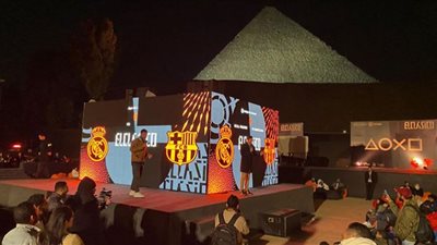 تحت سفح الأهرامات..لاليجا تحتفل بالكلاسيكو