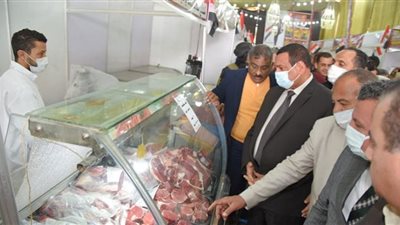 محافظ البحيرة يفتتح معرض اهلا رمضان بكفر الدوار