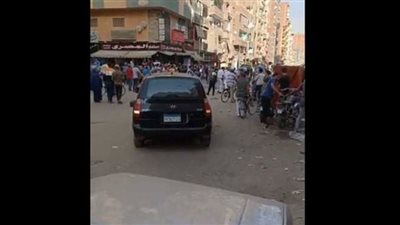 أنهى حياة عامل وكسر رأس آخر.. مهتز نفسيًا يثير الرعب في الإسماعيلية(فيديو)