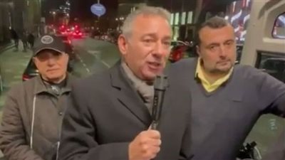 فيديو.. بتكليف من السيسي| سفير مصر بلندن يشكر الجالية المصرية.. وأحدهم: لا شكر على واجب