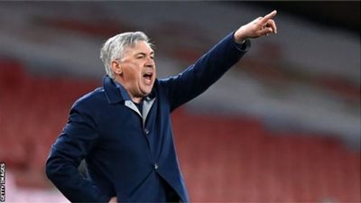 ريال مدريد يبقي على 