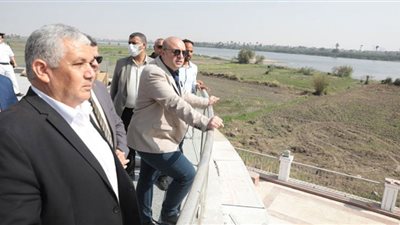 محافظ بني سويف يتفقد الأعمال النهائية بمشروع تطوير كورنيش النيل السفلي