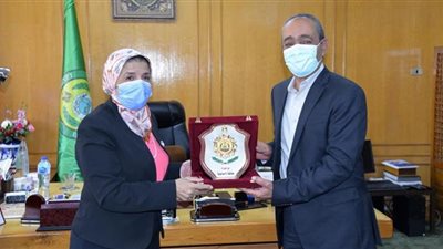 رئيس هيئة جودة التعليم و الإعتماد تتفقد مدارس الإسماعيلية