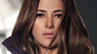 تزامناً مع عرضه| دنيا سمير غانم توجه رسالة لأبطال 