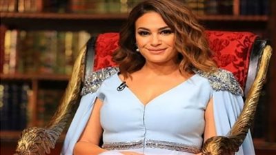 هند صبري تزف خبر سار لـ عشاق 