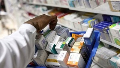 ضبط أدوية ضغط وسكر داخل إحدى الصيدليات غير مصرح بتداولها