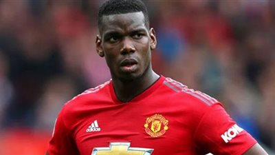 بوجبا يكشف عن لحظات 