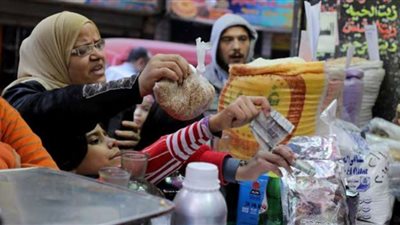 اعرف حقك.. عقوبات رادعة لزيادة أو احتكار السلع الغذائية