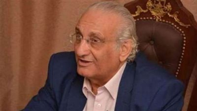 خاص| أشرف زكي يكشف حقيقة وفاة أحمد حلاوة