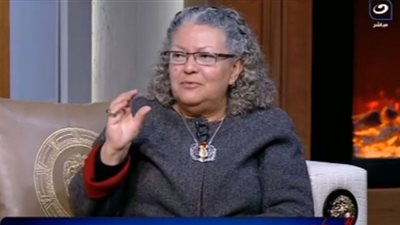 والدة آسر ياسين: والدتي علمتني الكثير.. وأبي حافظ على السلام الداخلي للأسرة (فيديو)