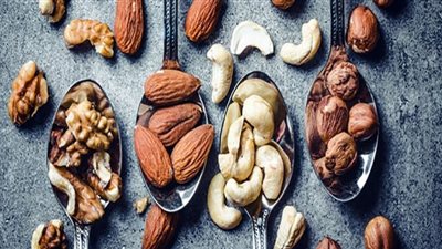أبرزها اللوز.. مكسرات تساعد على الوقاية من النوبات القلبية وتقليل الكوليسترول