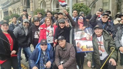 كواليس طلب المصريين ببريطانيا مصافحة الرئيس السيسي والتقاط الصور معه