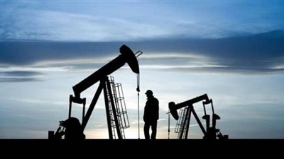 تراجع بأسعار النفط اليوم .. وبرنت يسجل 120.72 دولار للبرميل