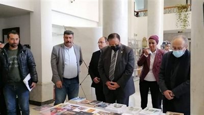 أمين الأعلى للثقافة يفتتح معرض الكتاب المسرحي