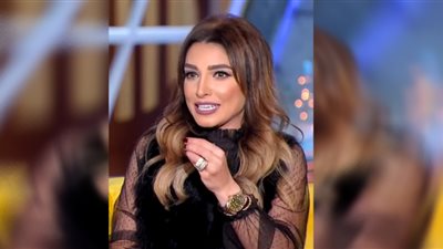 (فيديو) روجينا تصدم جمهورها بشخصيتها في انحراف