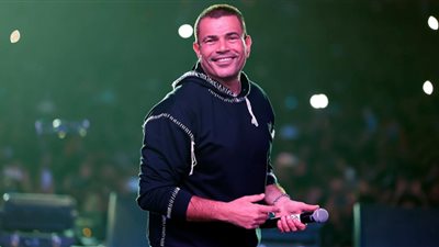 عمرو دياب في أمسية حماسية بختام موسم الرياض.. فيديو