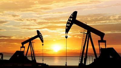أسعار النفط تتراجع .. وبرنت 80.78 دولار